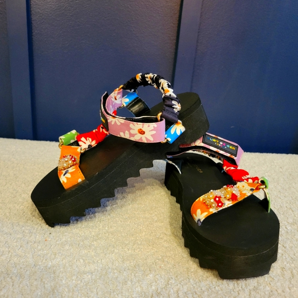 KURT GEIGER Mini Orion Multi-Color Sandals Girls Size 1M